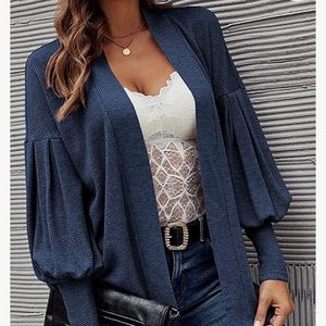 Woman’s lantern long sleeve open front waffle coat NWOT